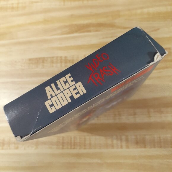Alice Cooper Video Trash 1990 VHS CMV Poison Bed of Nails VTG 90s Music Vids - Picture 6 of 9